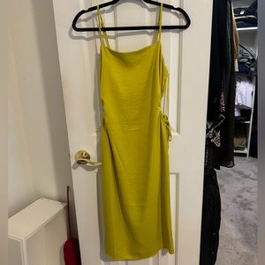 Chartrusse Dress size Medium